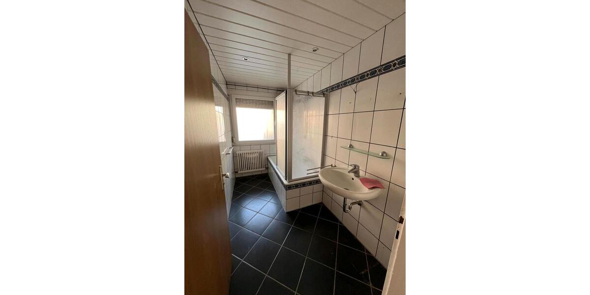 Etagenwohnung Schramberg - 5 Zimmer, 119 m&sup2;, 1.000&euro; | Angebot:25405696