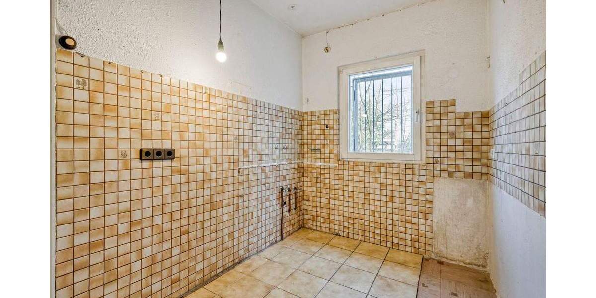 Doppelhaushälfte Düsseldorf Urdenbach - 8 Zimmer, 127 m&sup2;, 399.000&euro; | Angebot:25744500