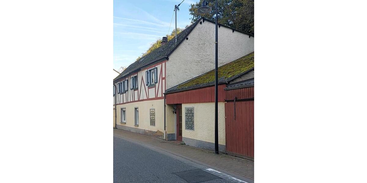 Einfamilienhaus Neuwied - 5 Zimmer, 120 m&sup2;, 129.000&euro; | Angebot:26511851