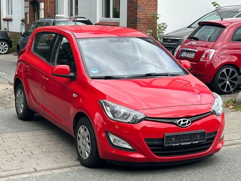 i20