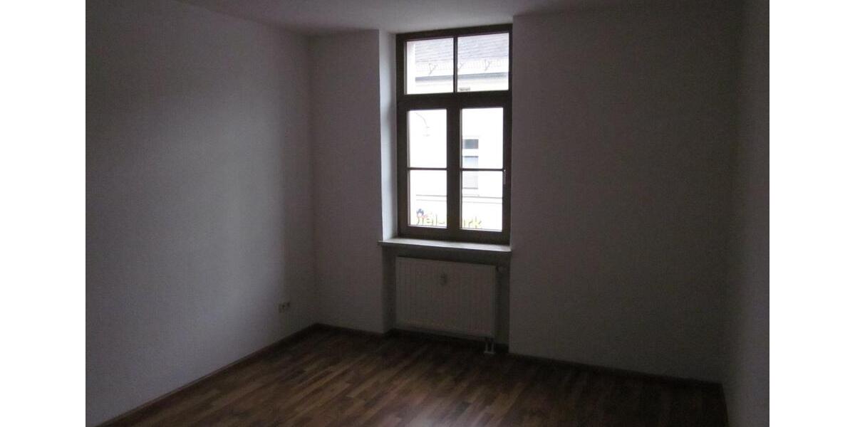 Etagenwohnung Oelsnitz (Vogtland) - 3 Zimmer, 75 m&sup2;, 360&euro; | Angebot:25590371