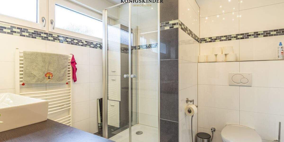 Doppelhaushälfte Ebersbach an der Fils Ebersbach - 7 Zimmer, 193 m&sup2;, 639.000&euro; | Angebot:25671731