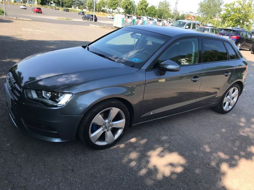 Audi A3 192.659 km 12.500 € Sankt Augustin 53757