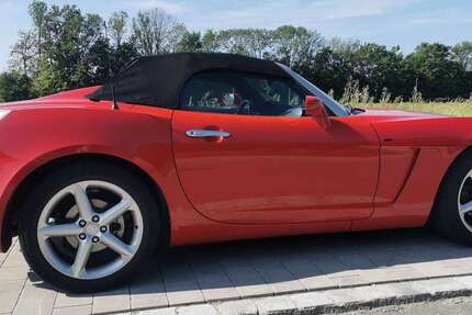 Opel GT 64.000 km 17.100 &euro; Zachenberg 94239