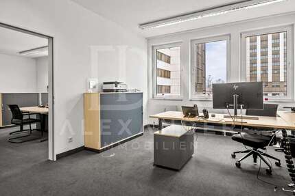 Büro in Unterföhring 3.811,50 € 385 m² zimmer