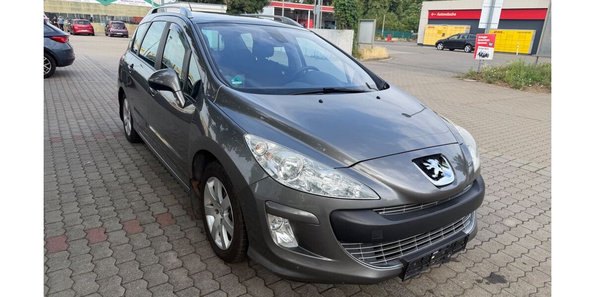 Peugeot 308 255.000 km 1.290 &euro; Magdeburg 39112
