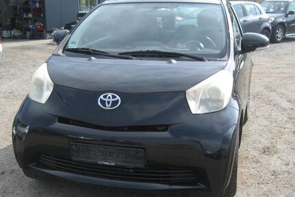 Toyota IQ 177.000 km 4.390 € salzhausen 21376