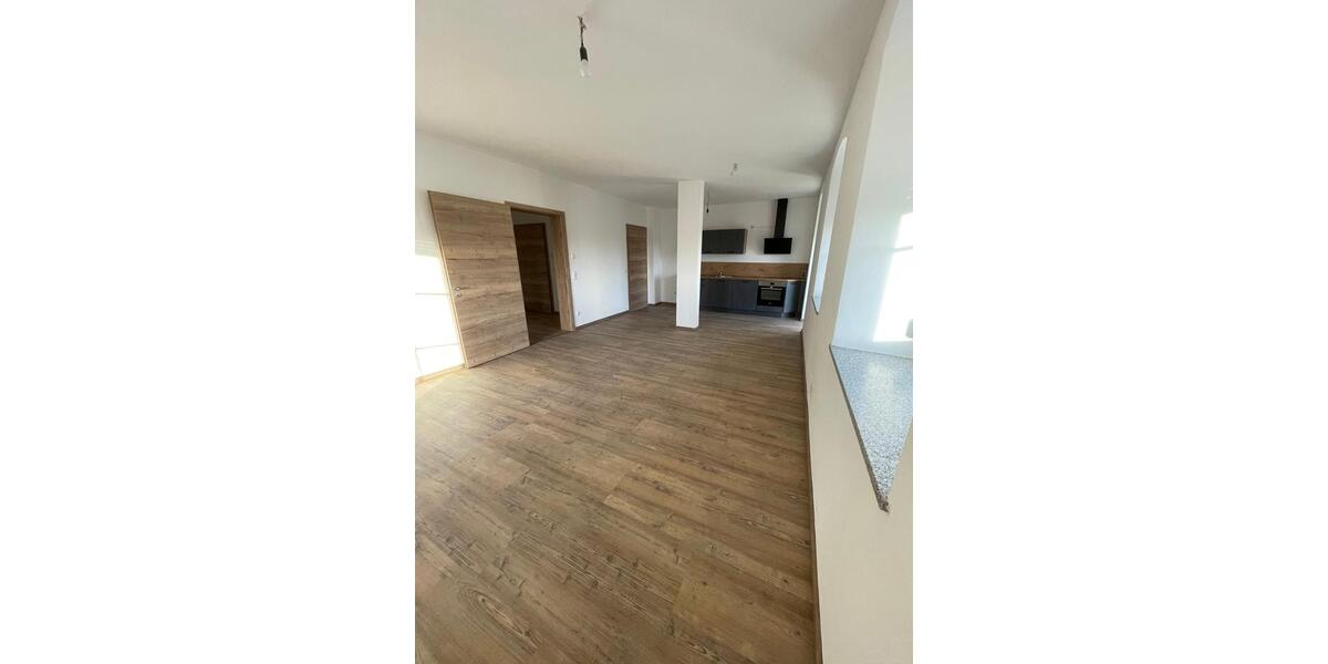 Etagenwohnung Neunburg vorm Wald - 1 Zimmer, 57 m&sup2;, 10&euro; | Angebot:25230846