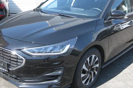 Ford Focus 18.500 km 20.400 &euro; Schoden 54441