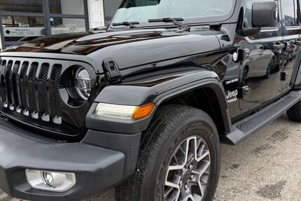 Jeep Wrangler 96.000 km 33.999 &euro; Lenggries 83661