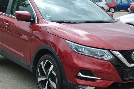 Nissan Qashqai 65.000 km 16.900 &euro; Biessenhofen 87640