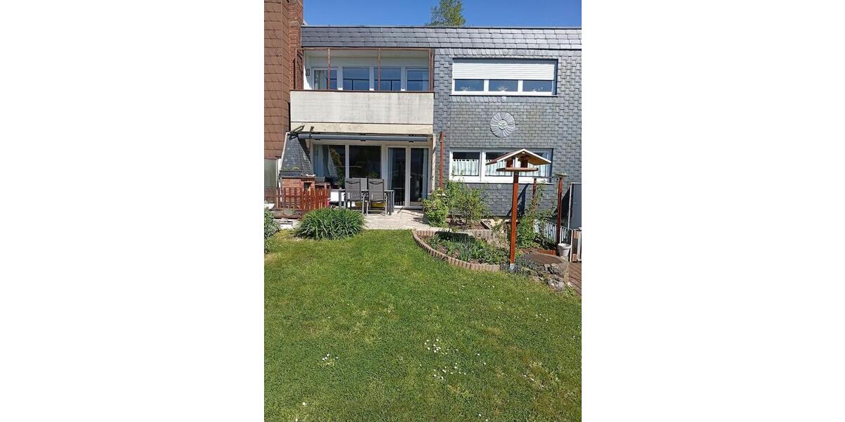 Reihenhaus Saarbrücken Eschberg - 7 Zimmer, 165 m&sup2;, 429.000&euro; | Angebot:26356073