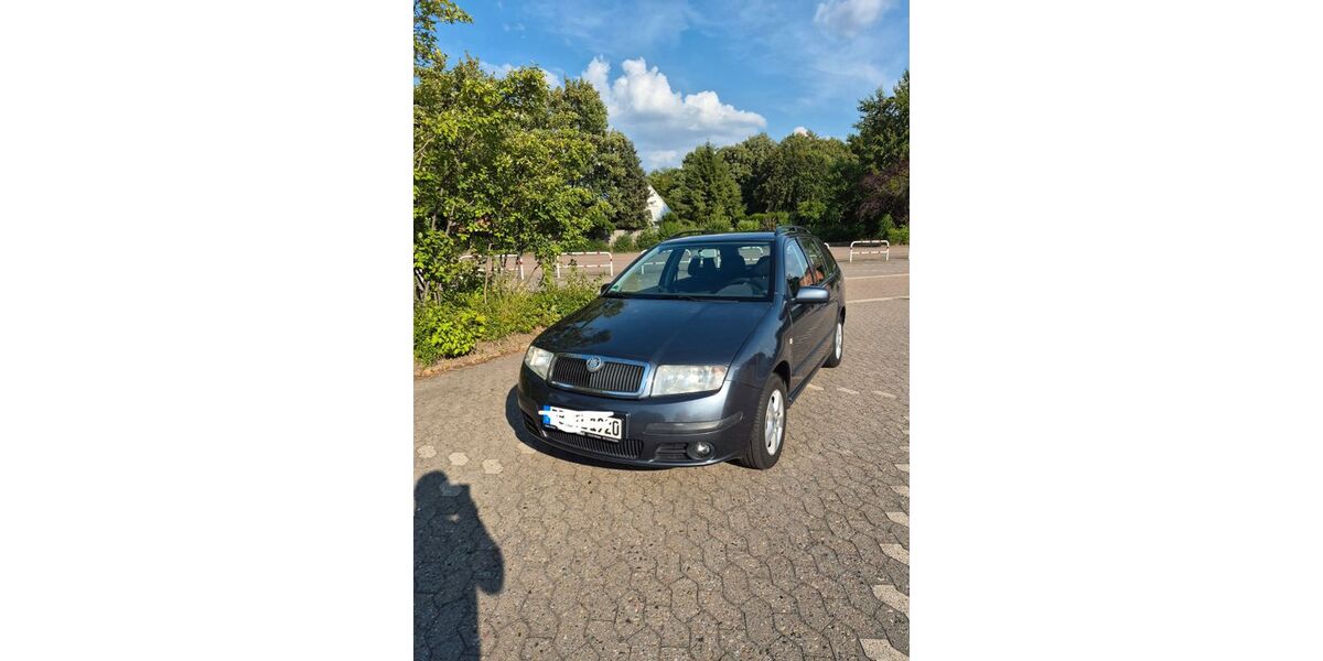 Skoda Fabia 247.000 km 1.999 &euro; Minden 32425