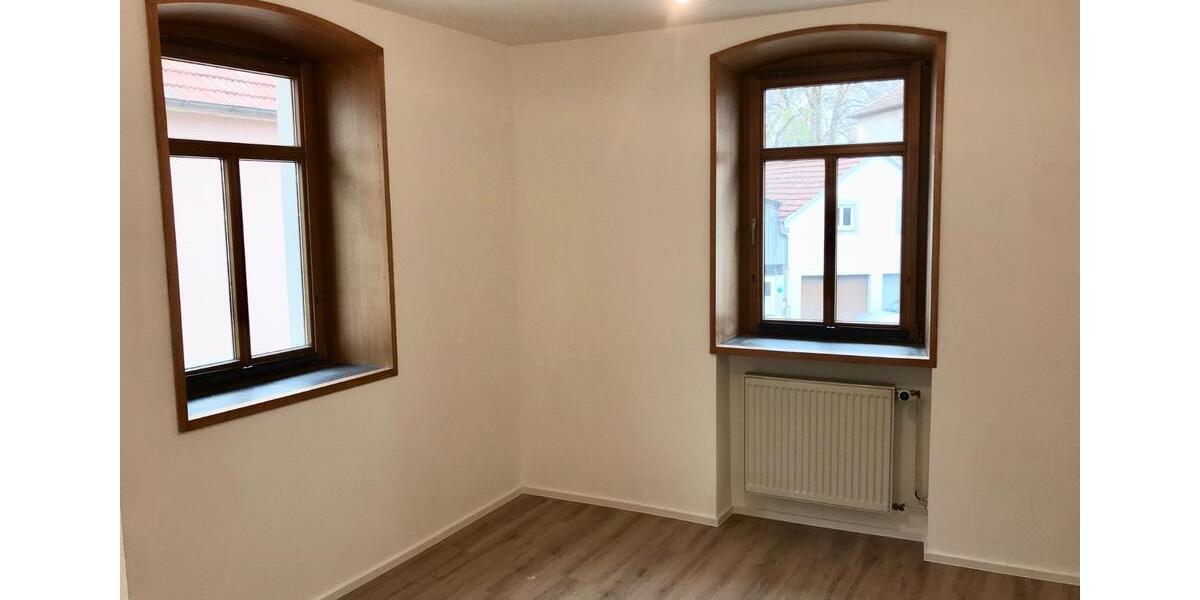 Etagenwohnung Gerolzhofen - 3 Zimmer, 93 m&sup2;, 698&euro; | Angebot:26405755