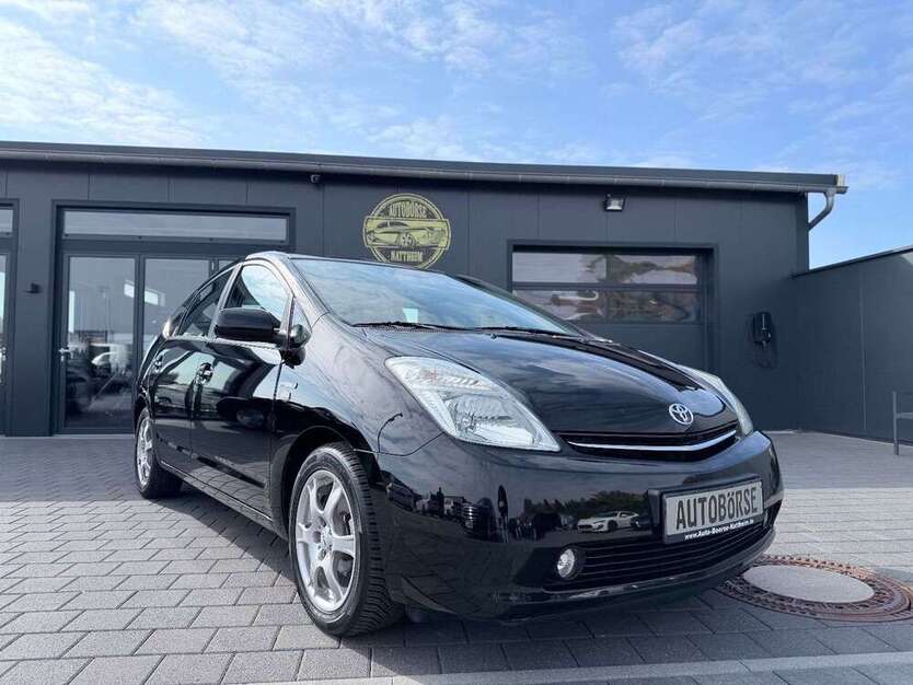 Toyota Prius 141.300 km 7.999 € Nattheim 89564