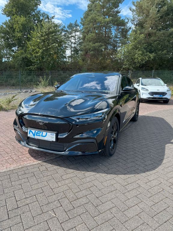 Ford Mustang Mach-E 1.300 km 44.990 € Homburg 66424
