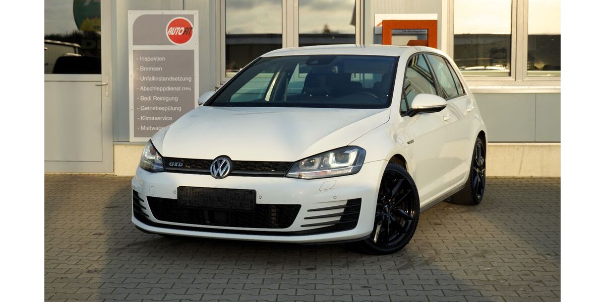 VW Golf 160.183 km 16.589 &euro; werlte 49757