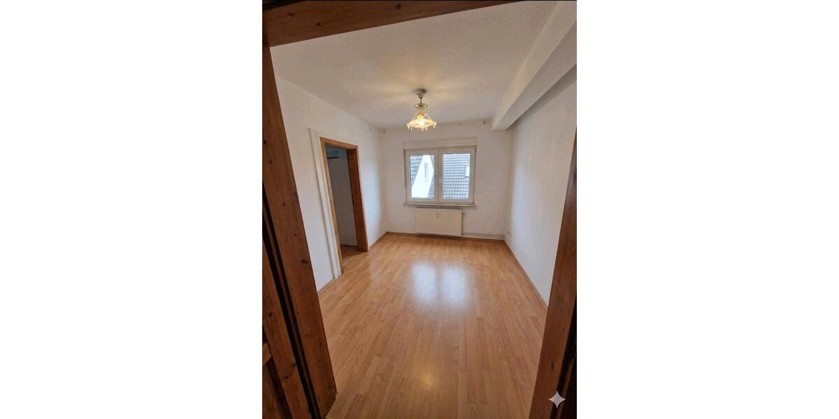 Reihenhaus Bad Kreuznach - 4 Zimmer, 140 m&sup2;, 170.000&euro; | Angebot:26971180