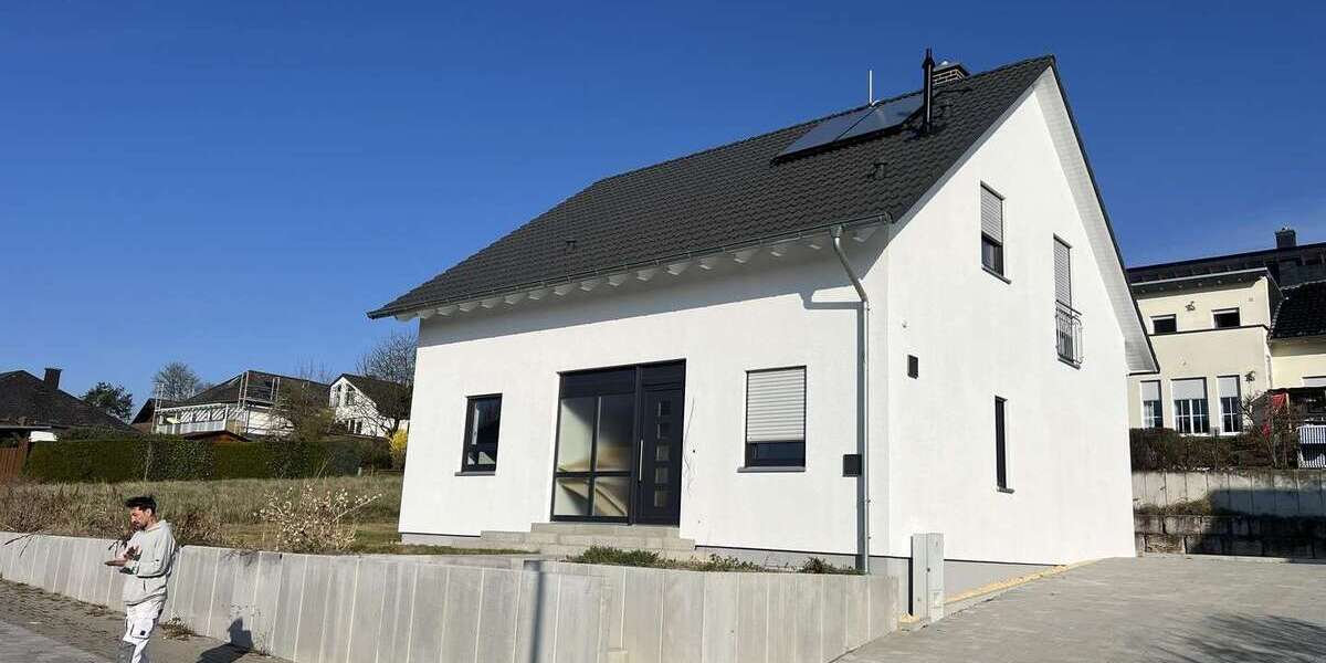 Einfamilienhaus Langgöns Oberkleen Oberkleen - 8 Zimmer, 200 m&sup2;, 699.000&euro; | Angebot:26307840