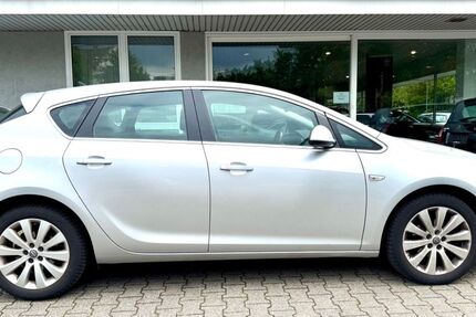 Opel Astra 77.000 km 4.999 &euro; Mainz-Kastel 55252