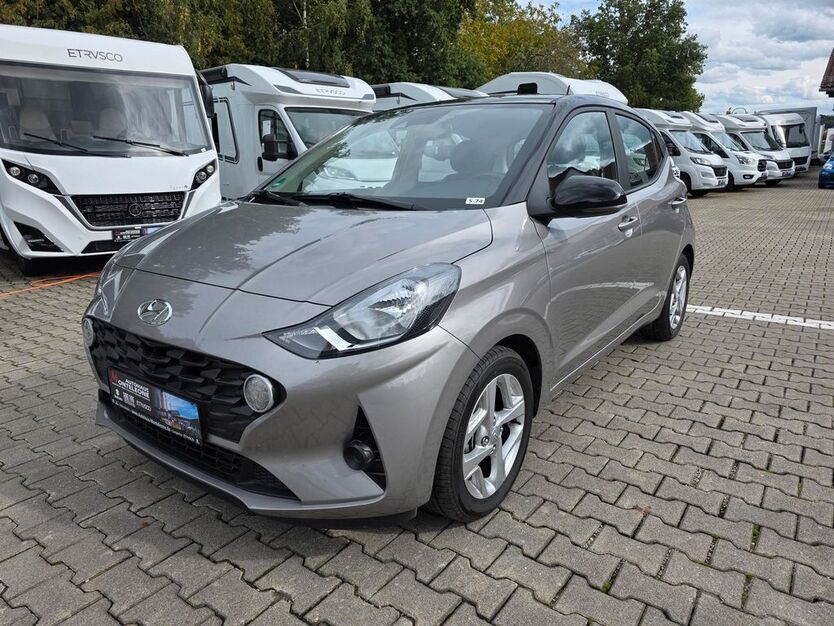 Hyundai i10 27.990 km 14.490 € Hebertsfelden 84332