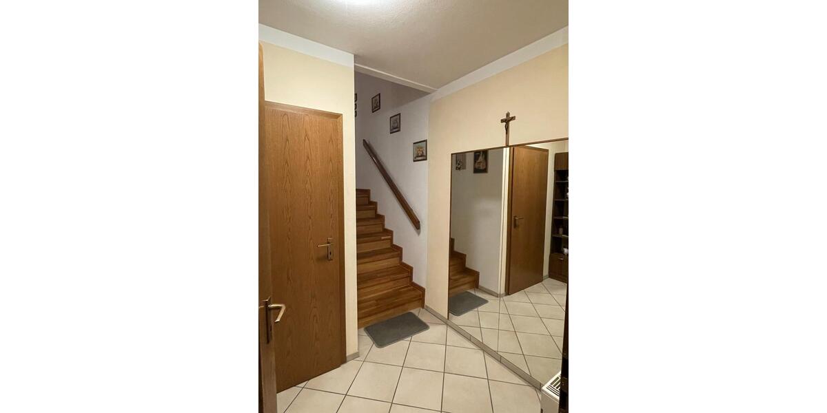 Reihenhaus Stadtbergen - 5 Zimmer, 138 m&sup2;, 729.000&euro; | Angebot:25832010