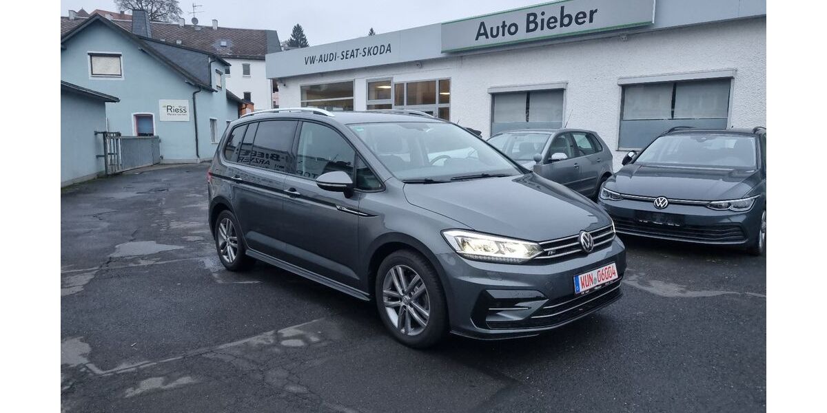 VW Touran 101.600 km 18.490 &euro; Arzberg 95659
