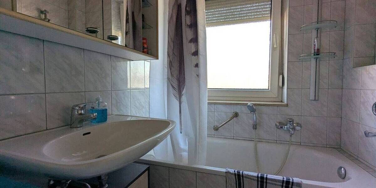 Mehrfamilienhaus, Wohnhaus Ansbach - 5 Zimmer, 130 m&sup2;, 375.000&euro; | Angebot:25679037