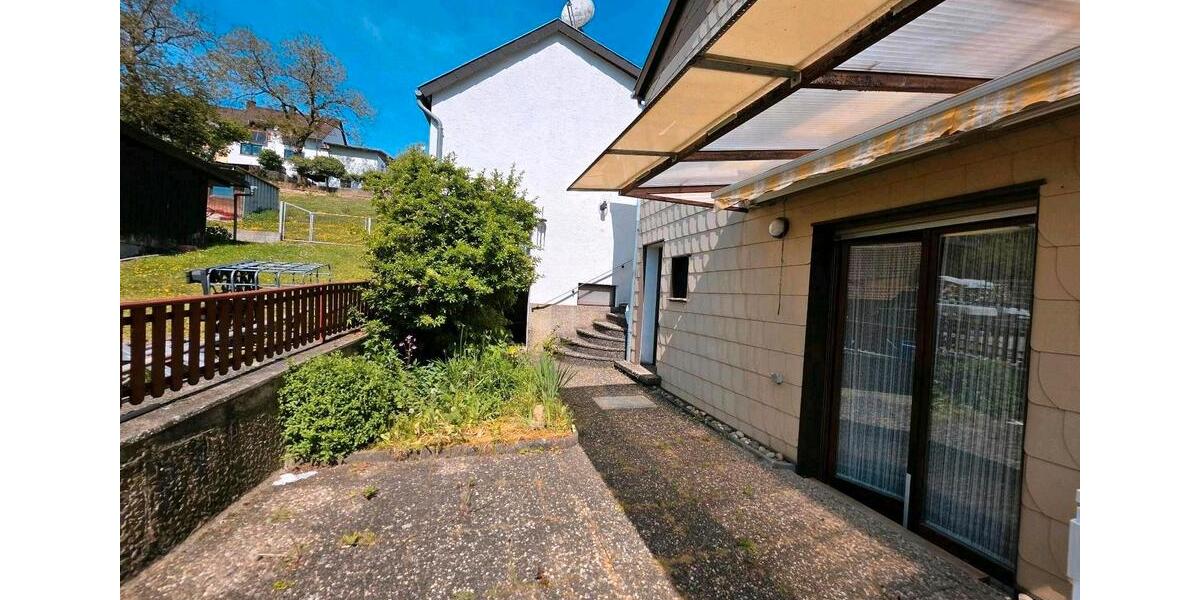 Doppelhaushälfte Gersheim - 7.5 Zimmer, 150 m&sup2;, 110.000&euro; | Angebot:26955336