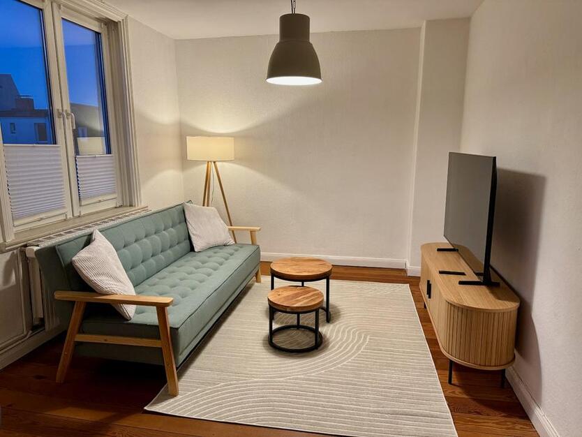 Möbierte Wohnung | zentral | Doppelbett +1 | Arbeitsplatz | WiFi