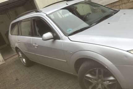 Ford Mondeo 184.642 km 850 &euro; Einbeck 37574