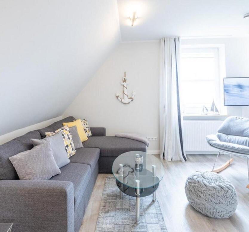 modernes 2-Zi. Apartment Husumer Altstadt möbliert zu vermieten