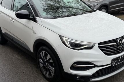 Opel Grandland (X) 128.000 km 14.999 &euro; Wiesbaden 65203