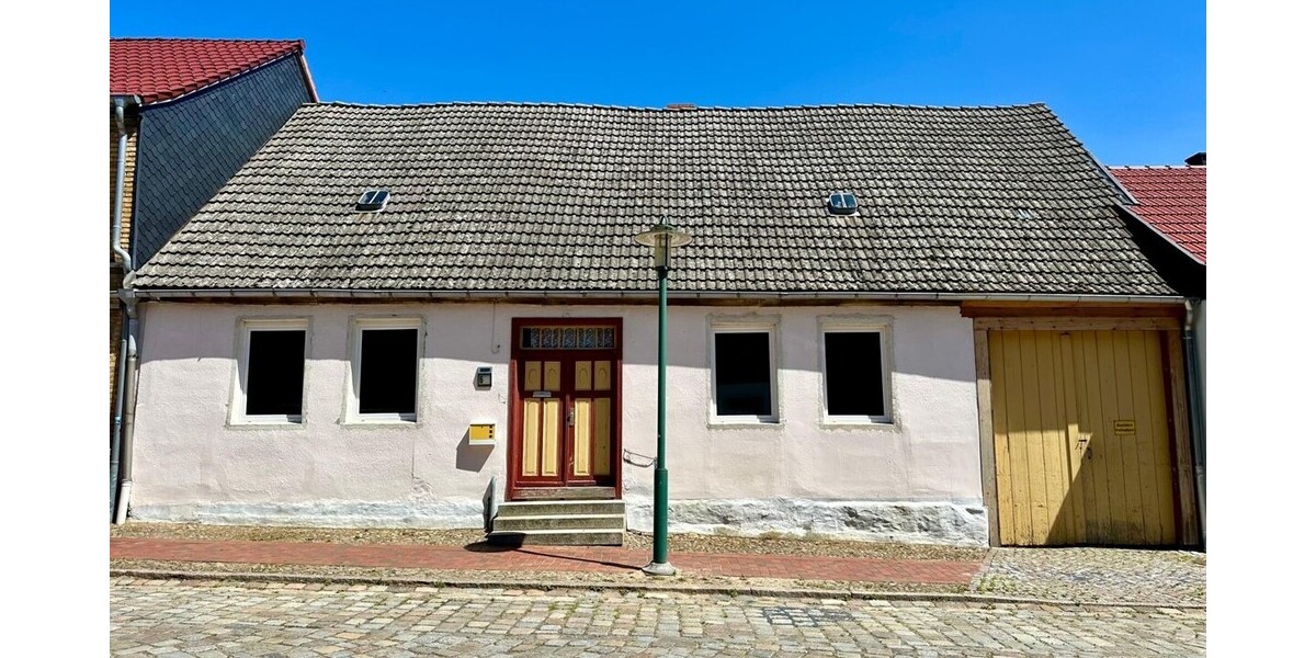 HORN IMMOBILIEN ++ Reihenmittelhaus im Zentrum von Strasburg (Uckermark) - Einfamilienhaus Strasburg | Angebot:27053790