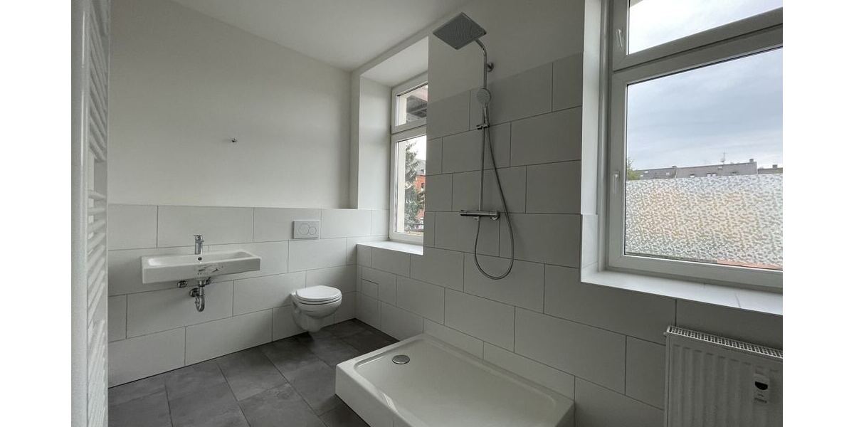 Ab 01.09. großzügig Wohnen in FalkensteinVogtl. - Erstbezug nach hochwertiger Sanierung - Etagenwohnung Falkenstein | Angebot:27007356