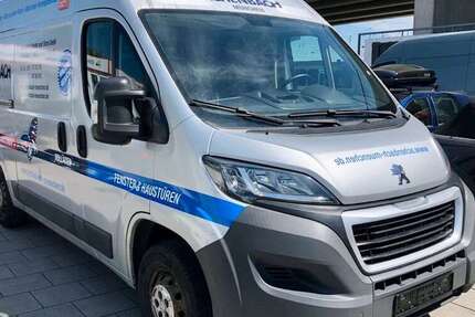 Peugeot Boxer 175.700 km 9.950 &euro; München 81825