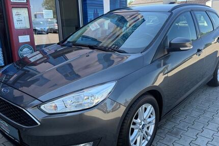 Ford Focus 71.153 km 9.199 &euro; Paderborn 33104
