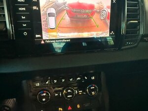 Skoda Karoq Sportline 34.277 km 29.995 &euro; Battenberg 35088