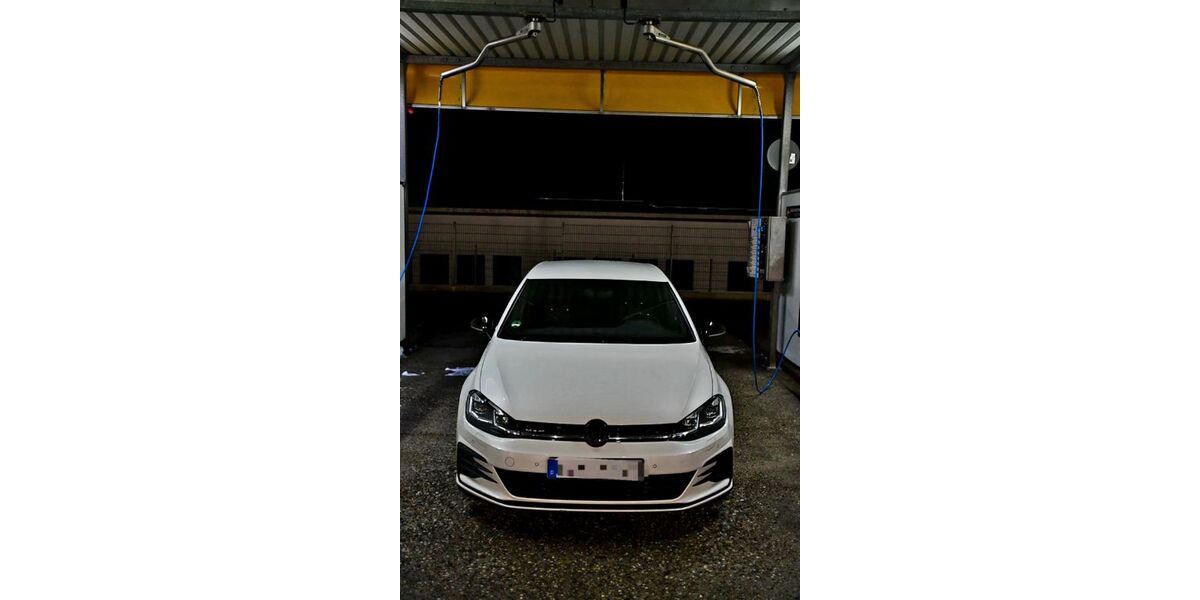 VW Golf 150.000 km 16.300 &euro; Frankfurt am Main 65929
