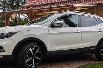 Nissan Qashqai 175.000 km 10.900 &euro; Zehdenick 16792