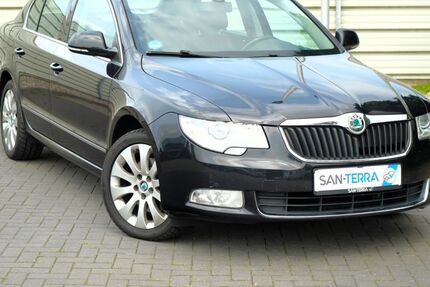 Skoda Superb 227.704 km 4.999 € Moorrege (bei Hamburg) 25436
