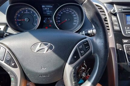 Hyundai i30 172.000 km 3.900 &euro; Bad Münstereifel 53902