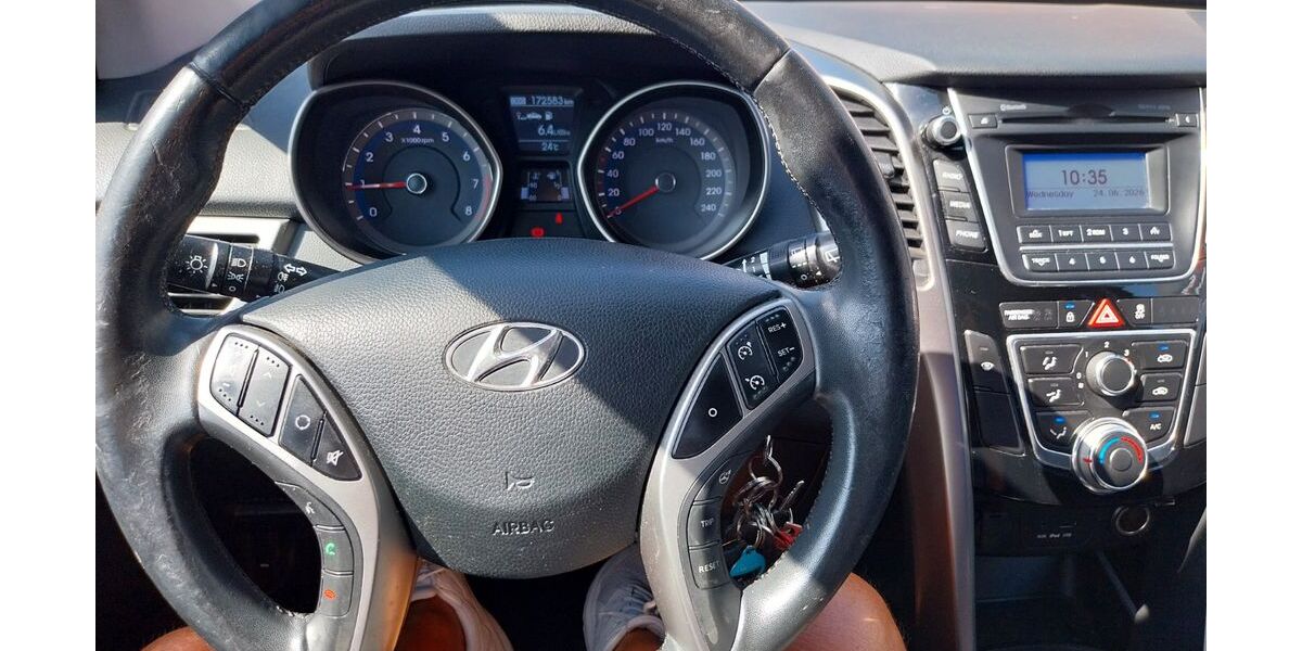 Hyundai i30 172.000 km 3.900 &euro; Bad Münstereifel 53902