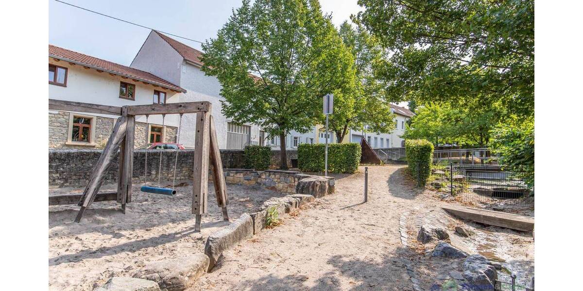 Etagenwohnung Ingelheim - 4 Zimmer, 96 m&sup2;, 250.000&euro; | Angebot:26036909