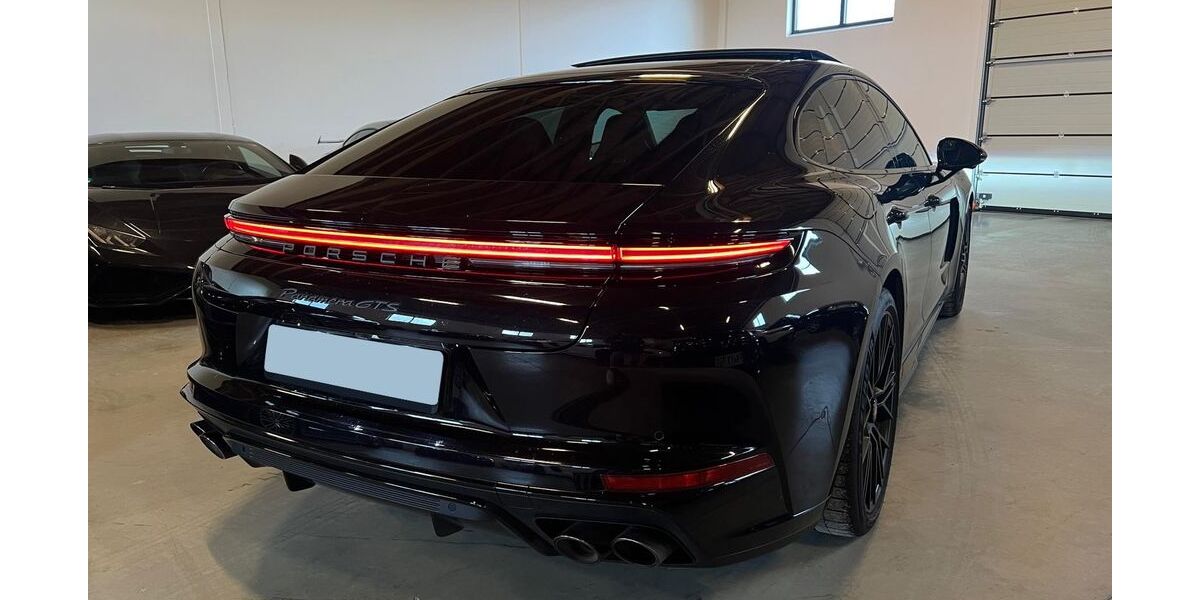 Porsche Panamera 30.000 km 157.997 &euro; Traunstein 83278