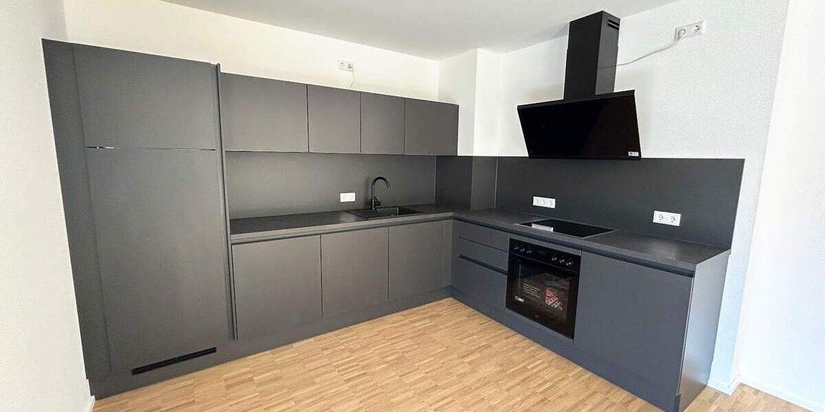 Etagenwohnung Stuttgart Untertürkheim - 3 Zimmer, 80 m&sup2;, 1.440&euro; | Angebot:24723643