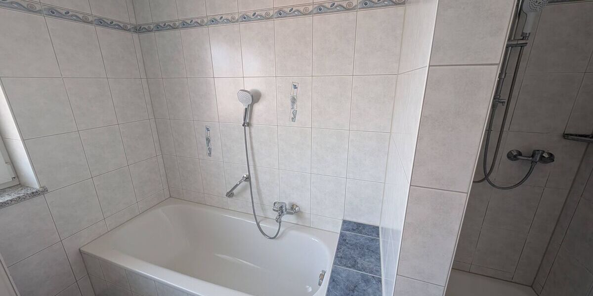 Provisionsfreie, sonnige 3 Zimmerwohnung mit großem Südbalkon und separaten Hobbyraum - Appartement Waidhofen | Angebot:27155332