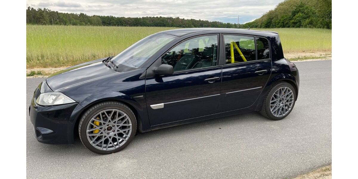 Renault Megane 111.111 km 6.500 &euro; Blankenfelde-Mahlow 15831