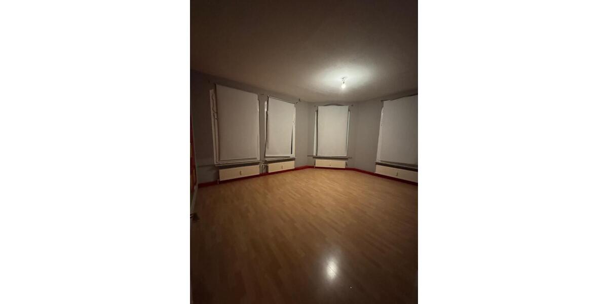 Etagenwohnung Marne - 3 Zimmer, 100 m&sup2;, 850&euro; | Angebot:25363380