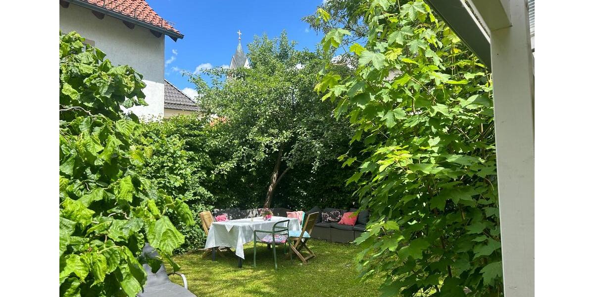 1 Zimmer in WG (möbliert) 30 zimmer